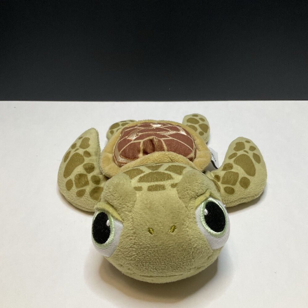 Disney Store 9" Plush Baby Sea Turtle Moana Animators Collection
